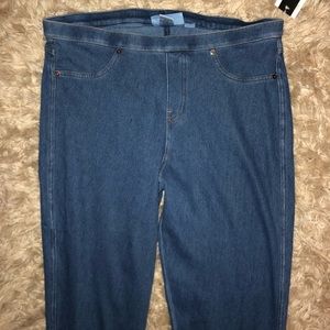 Medium wash denim leggings